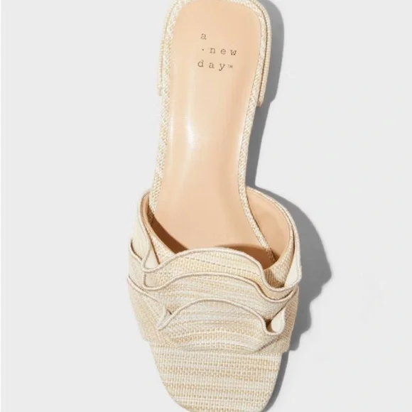 A New Day Lyta Sandals Beige Tan Raffia Sandal Slide Never Worn Size 10 - Picture 3 of 12